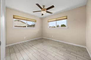 2601 Lazy Bend St, Pearland, TX 77581 - Photo 27