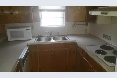 302 Kernohan Street, Crosby, TX 77532 - Photo 3