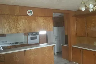 302 Kernohan St, Crosby, TX 77532 - Photo 7