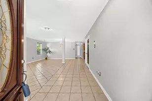 12907 Arnage Ln, Houston, TX 77085 - Photo 7