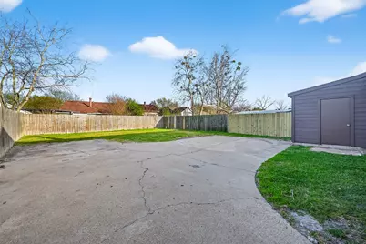 9111 Benthos Drive, Houston, TX 77083 - Photo 29