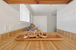 9111 Benthos Dr, Houston, TX 77083 - Photo 17