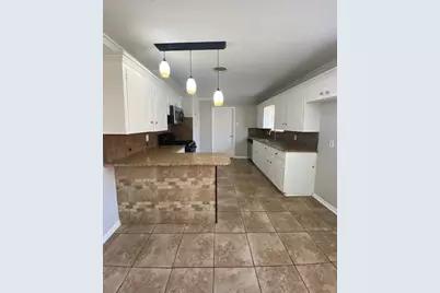 514 Green Avenue, Palacios, TX 77465 - Photo 9