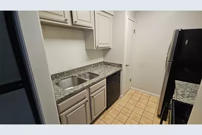 2507 Montrose Boulevard #42, Houston, TX 77006 - Photo 7