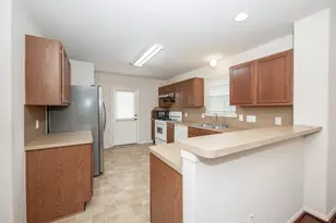 7839 Winding Creek View, Houston, TX 77072 - Photo 11