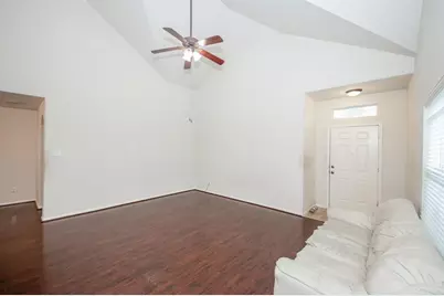 7839 Winding Creek View, Houston, TX 77072 - Photo 5