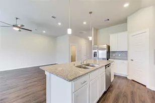 7639 Tramontana Ln, Baytown, TX 77523 - Photo 17