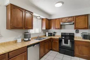 5850 Fallengate Dr, Spring, TX 77373 - Photo 11