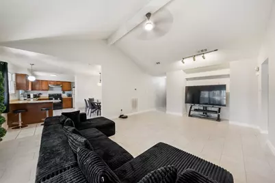 5850 Fallengate Drive, Spring, TX 77373 - Photo 5