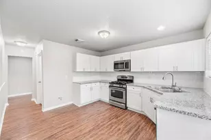 7918 Shangrila Ln, Houston, TX 77095 - Photo 9