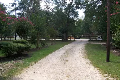 12110 Hillcrest Dr, Pinehurst, TX 77362 - Photo 7
