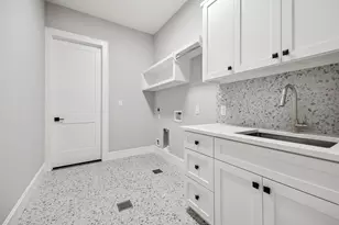 2065 Southgate Blvd, Houston, TX 77030 - Photo 33