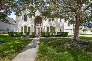 686 Edgewood Dr, Montgomery, TX 77356 - Photo 1