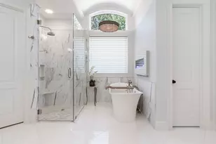 70 E Bracebridge Cir, The Woodlands, TX 77382 - Photo 39