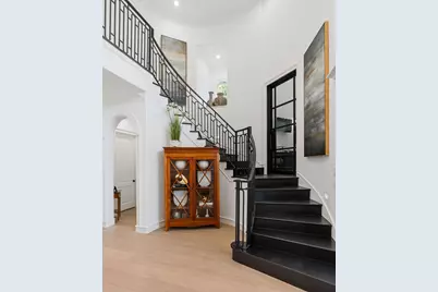 70 E Bracebridge Circle, The Woodlands, TX 77382 - Photo 17