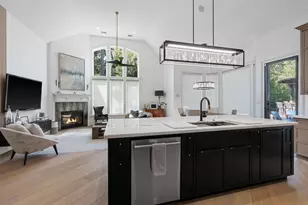 70 E Bracebridge Cir, The Woodlands, TX 77382 - Photo 31