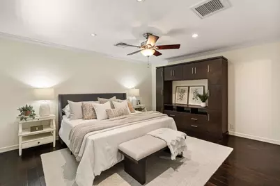 10034 Meadow Lake Lane, Houston, TX 77042 - Photo 33