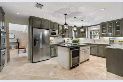 10034 Meadow Lake Lane, Houston, TX 77042 - Photo 21