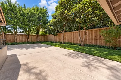 10034 Meadow Lake Lane, Houston, TX 77042 - Photo 49