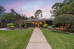 10034 Meadow Lake Ln, Houston, TX 77042 - Photo 3