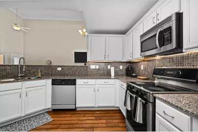 3501 Chenevert Street #22, Houston, TX 77004 - Photo 5