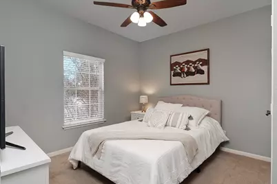 31 Bluff Creek Place, The Woodlands, TX 77382 - Photo 19