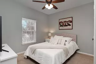 31 Bluff Creek Pl, The Woodlands, TX 77382 - Photo 19