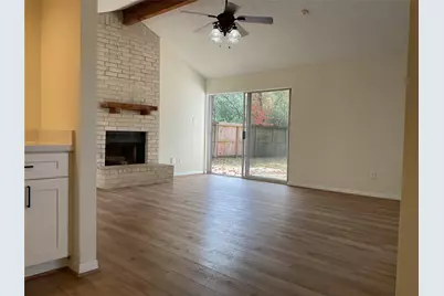 28 E Lance Leaf Road, The Woodlands, TX 77381 - Photo 5