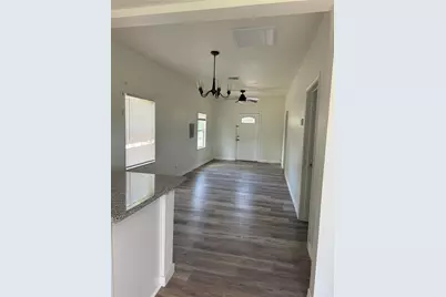 324 E Wilkins Street, Angleton, TX 77515 - Photo 3