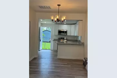 324 E Wilkins Street, Angleton, TX 77515 - Photo 7