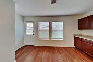 3906 Hawthorne Glen Ct, Fresno, TX 77545 - Photo 3