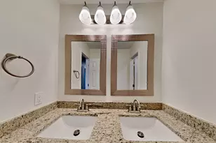 3906 Hawthorne Glen Ct, Fresno, TX 77545 - Photo 11
