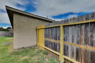 3906 Hawthorne Glen Ct, Fresno, TX 77545 - Photo 15
