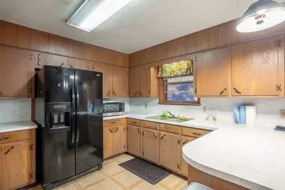 15853 Phend Road, Hamshire, TX 77622 - Photo 9