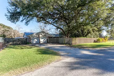 15853 Phend Road, Hamshire, TX 77622 - Photo 29