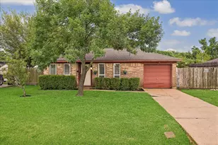 1122 Sunny Dr, Houston, TX 77037 - Photo 1