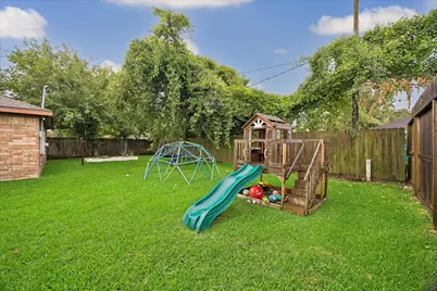 1122 Sunny Drive, Houston, TX 77037 - Photo 21