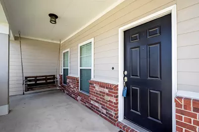 2068 Briar Grove Drive, Conroe, TX 77301 - Photo 3