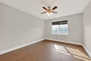 6351 Briar Rose Dr, Houston, TX 77057 - Photo 25