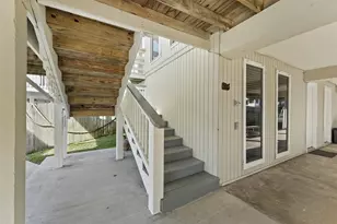 16603 Jamaica Cove Rd, Jamaica Beach, TX 77554 - Photo 29