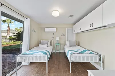 16603 Jamaica Cove Road, Jamaica Beach, TX 77554 - Photo 33