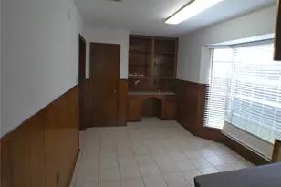 12511 Shannon Hills Dr, Houston, TX 77099 - Photo 5