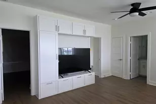 12255 Trail Hollow Dr, Montgomery, TX 77356 - Photo 13