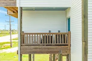 2176 Hwy 87, Gilchrist, TX 77617 - Photo 33