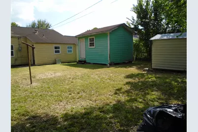 7527 Erath Street, Houston, TX 77023 - Photo 13
