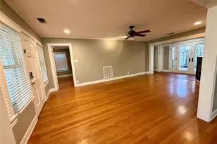 1621 Cherryhurst St, Houston, TX 77006 - Photo 7