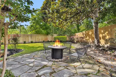 307 Prince Of Wales Street, Conroe, TX 77304 - Photo 31