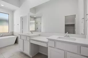 17915 Oakwood Strm Dr, Webster, TX 77598 - Photo 15