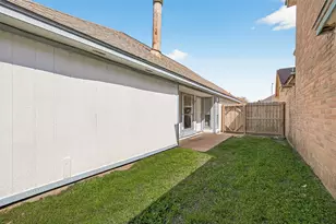 16114 Canaridge Dr, Houston, TX 77053 - Photo 37