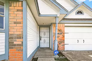 16114 Canaridge Dr, Houston, TX 77053 - Photo 5